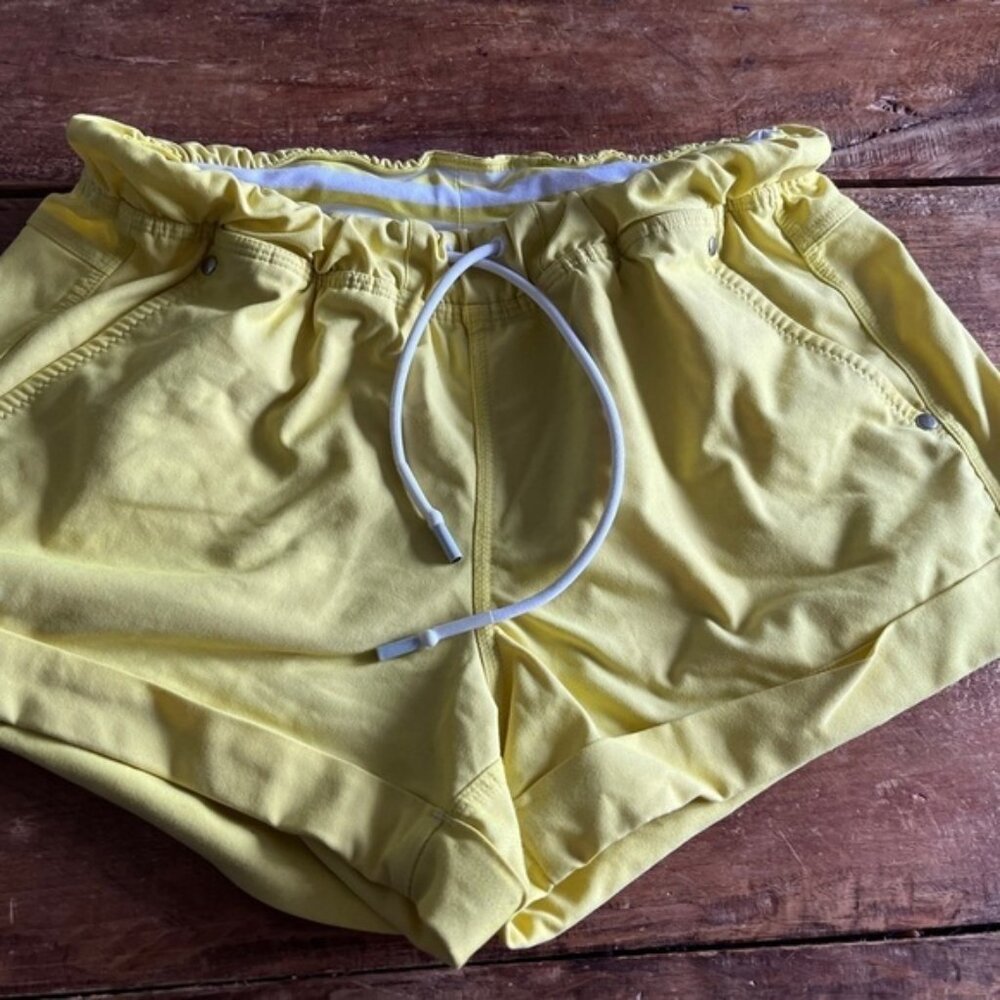 Lululemon yellow spring break size 4 - Picture 3 of 8